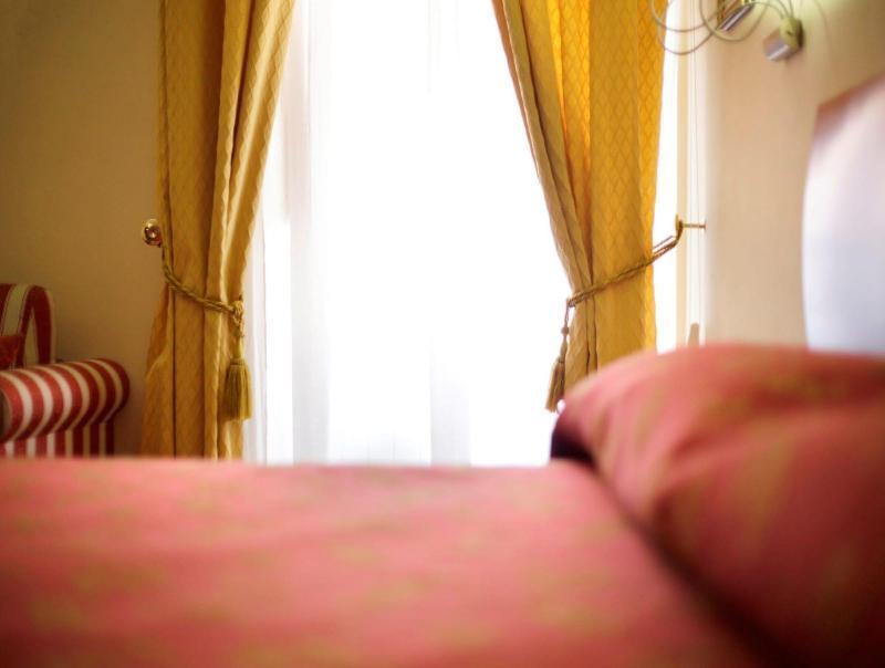 Hotel Ristorante Garibaldi Frosinone Esterno foto